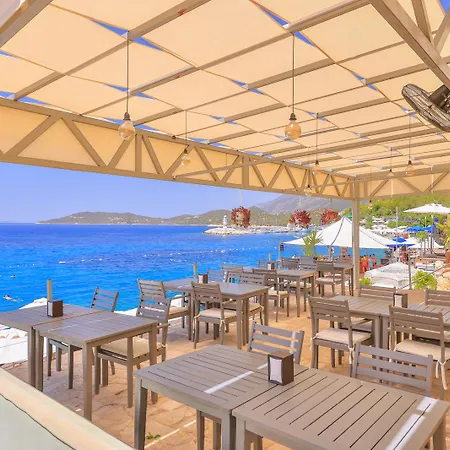 Hera Hotel