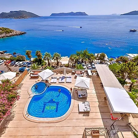 Hera Hotel 3*