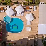 Hera Hotel